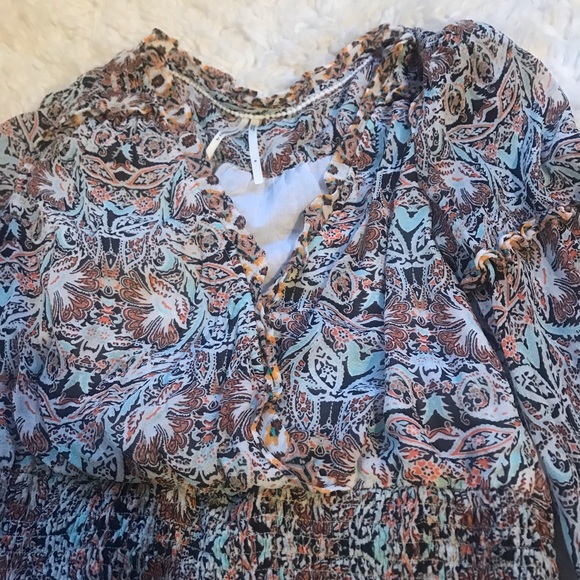 Printed ruffle blouse, Anthropologie. Size Small. - Picture 8 of 8